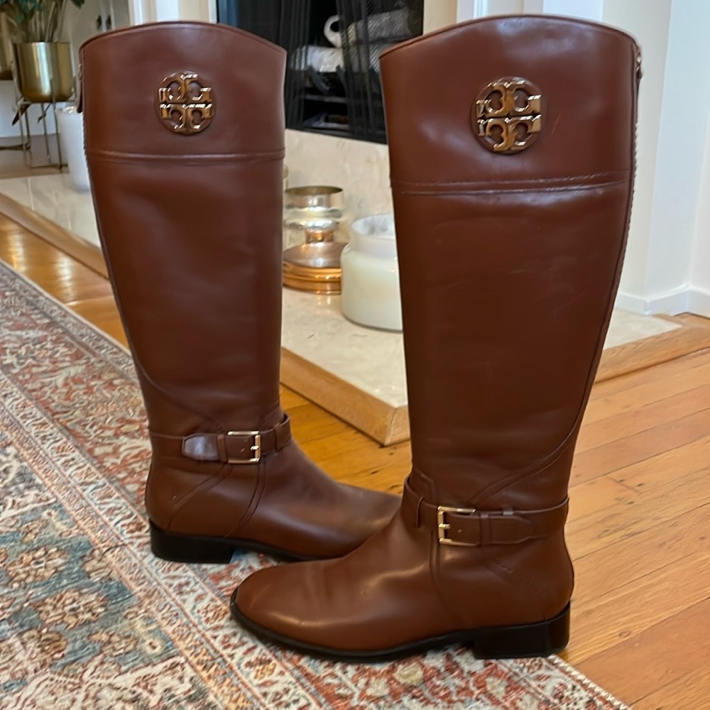 Tory Burch Brown Leather Riding Boot with Gold Hardware Logo Sz 8M